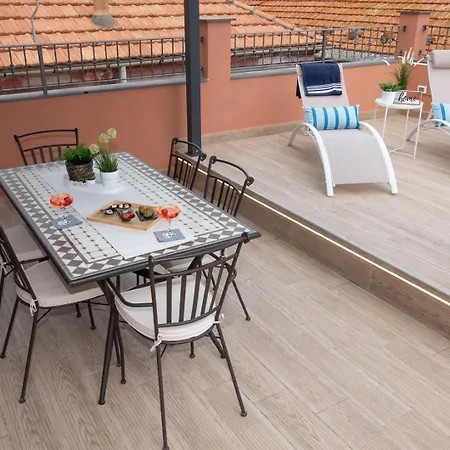 Attico Belvedere - Terrazza Vista Mare Con Barbecue E Jacuzzi Privata Ceriale Exterior photo